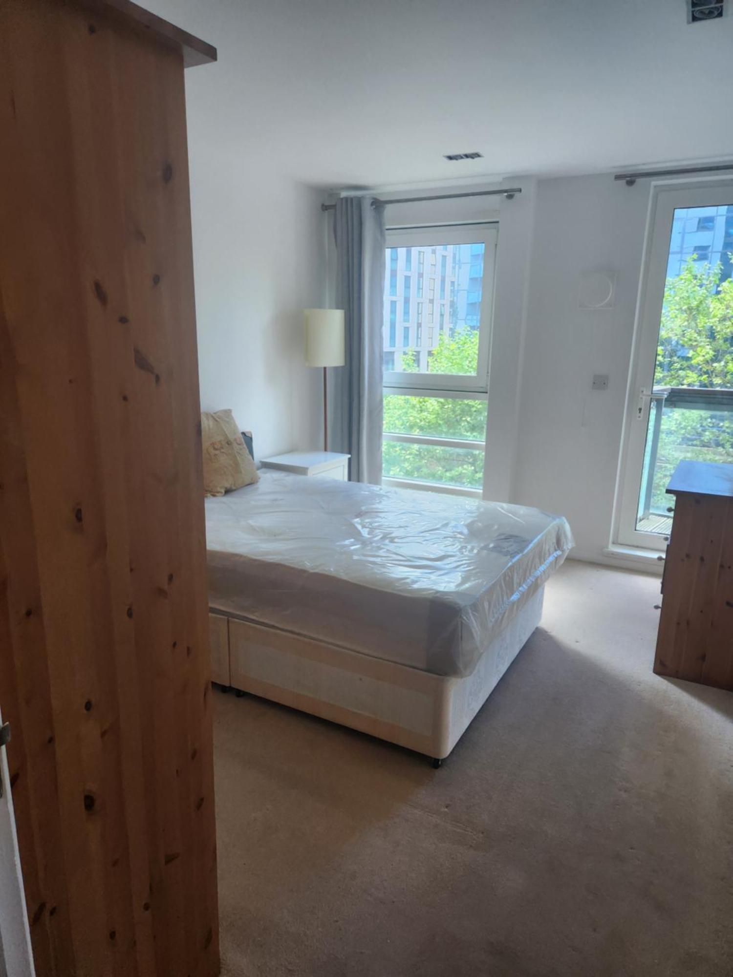ロンドンCanary Wharf O2 Tower Bridgeアパートメント エクステリア 写真
